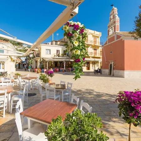 Flora Maisonettes 1 *